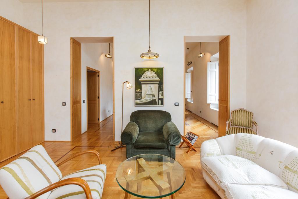 Habitat'S Navona 4Br Apartment Рим Номер фото